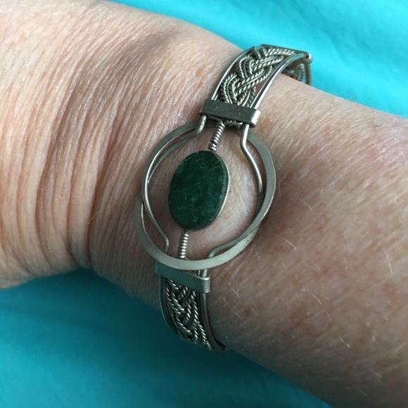 Vintage 1990s silver tone wire braided bracelet - Picture 2 of 4